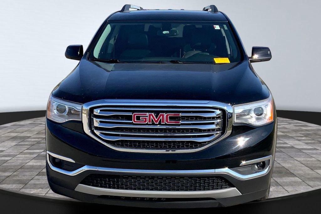 Used 2017 GMC Acadia SLT image 2