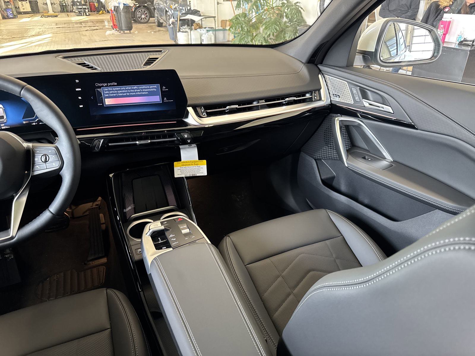 Used 2025 BMW X2 xDrive28i w/ Convenience Package image 19