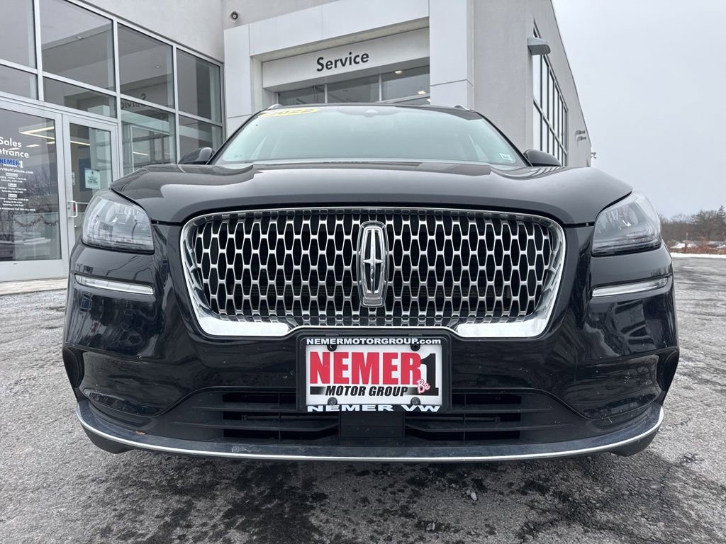 Used 2022 Lincoln Corsair AWD w/ Equipment Group 101A image 2