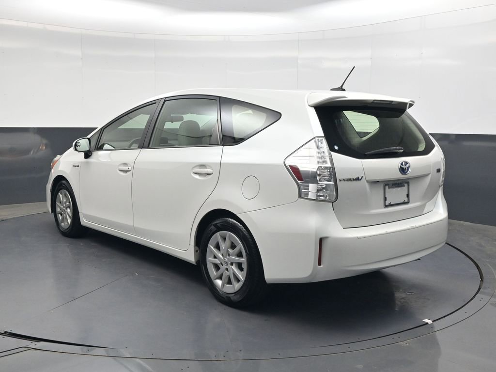 Used 2014 Toyota Prius V Three FWD image 6
