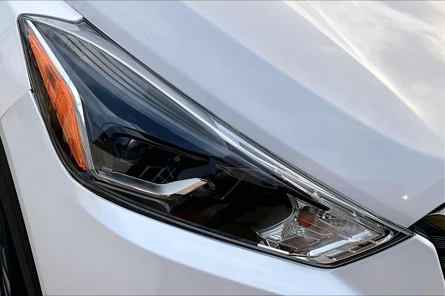 Certified 2020 Nissan Kicks SR FWD image 26