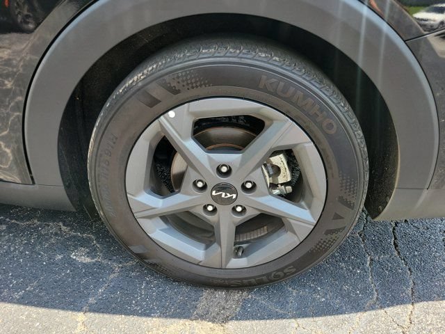 Used 2025 Kia K4 FWD image 23