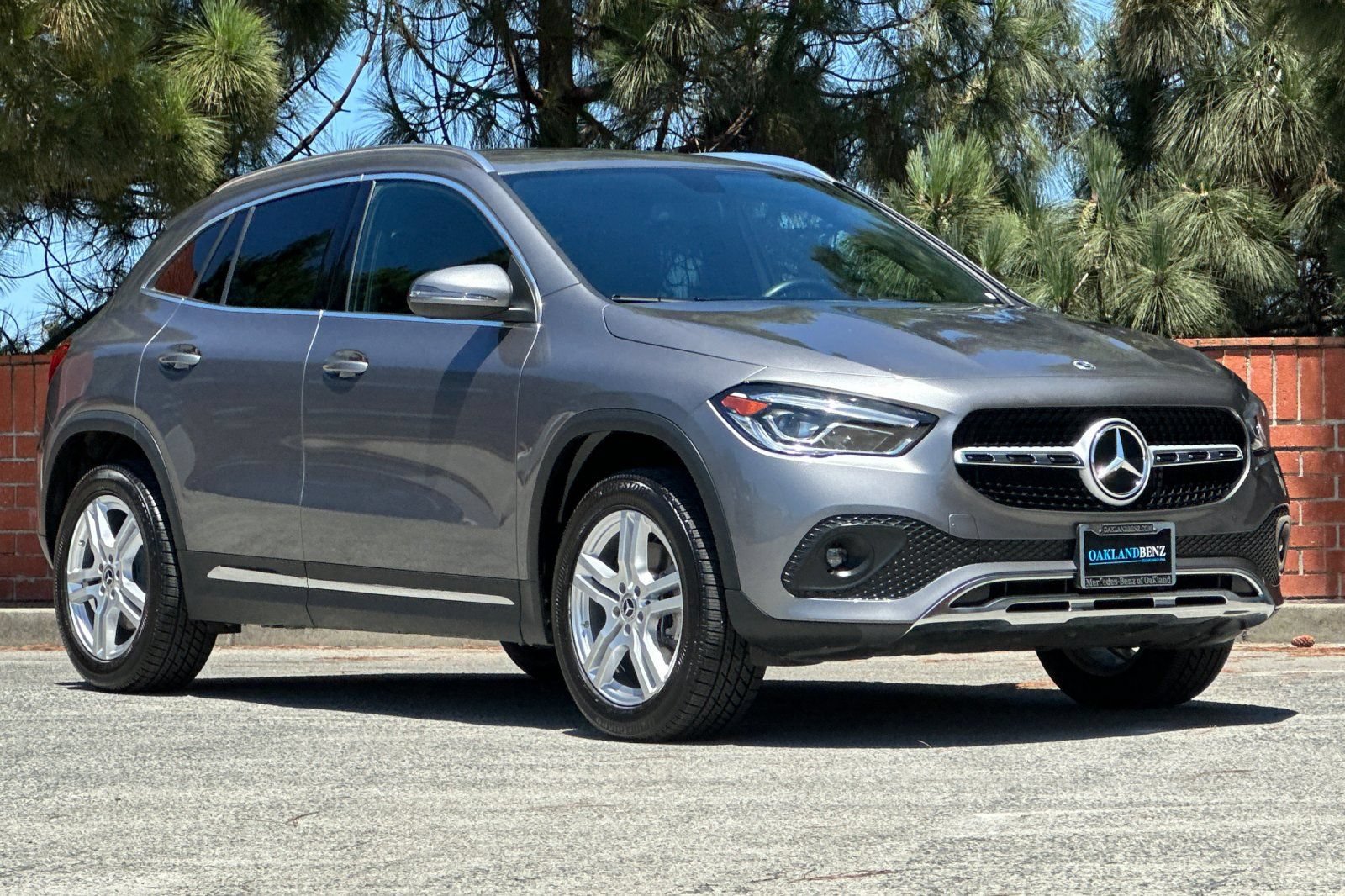 Certified 2021 Mercedes-Benz GLA 250 image 2