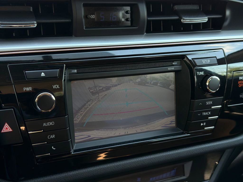 Used 2015 Toyota Corolla LE FWD image 24