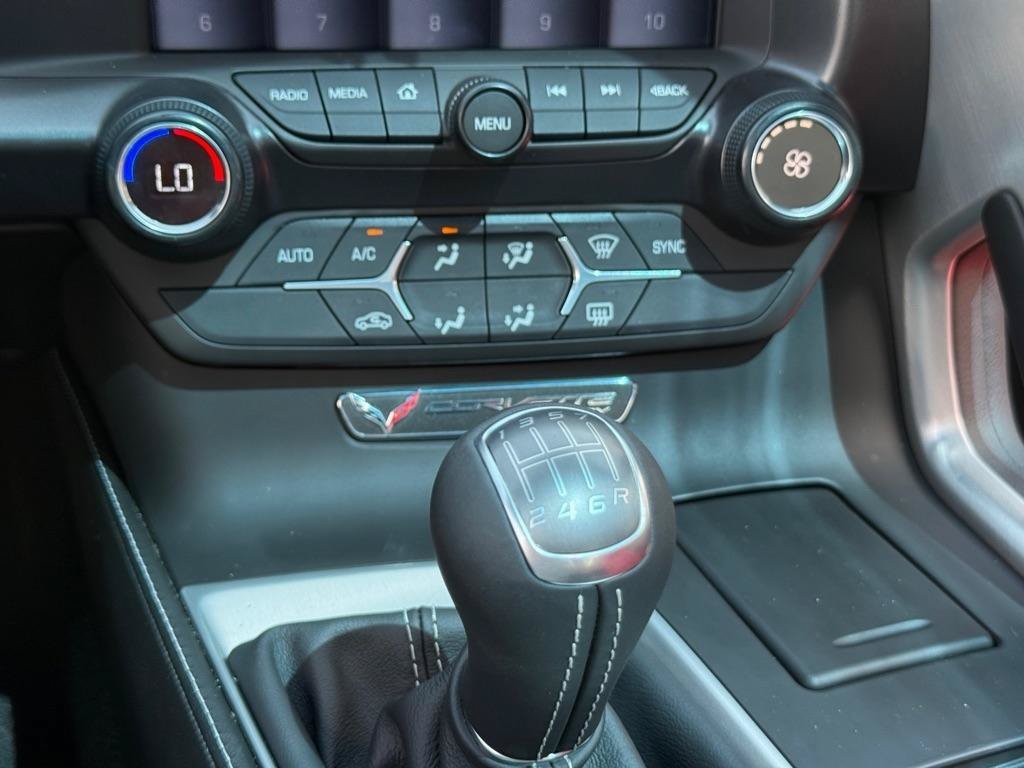 Used 2019 Chevrolet Corvette Stingray Coupe w/ Battery Protection Package RWD image 19