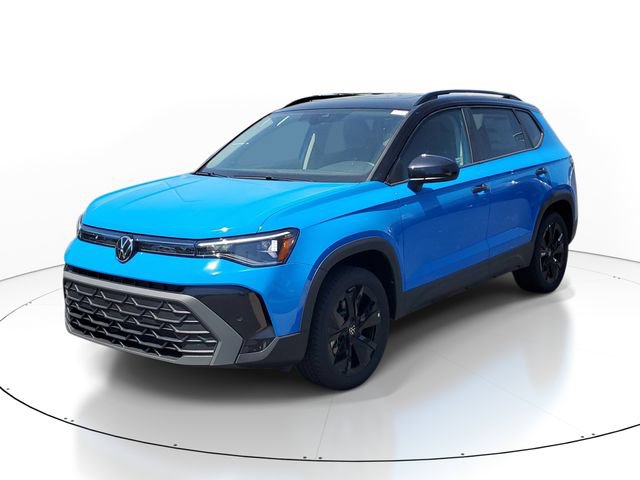 New 2026 Volkswagen Taos SE FWD image 2
