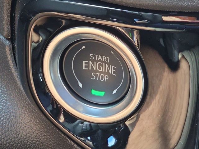 New 2025 GMC Sierra 1500 SLT w/ SLT Convenience Package image 17