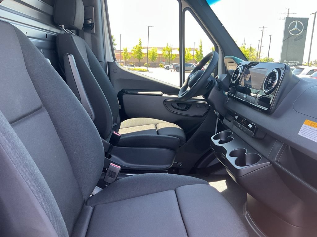 New 2026 Mercedes-Benz Sprinter 3500 image 18