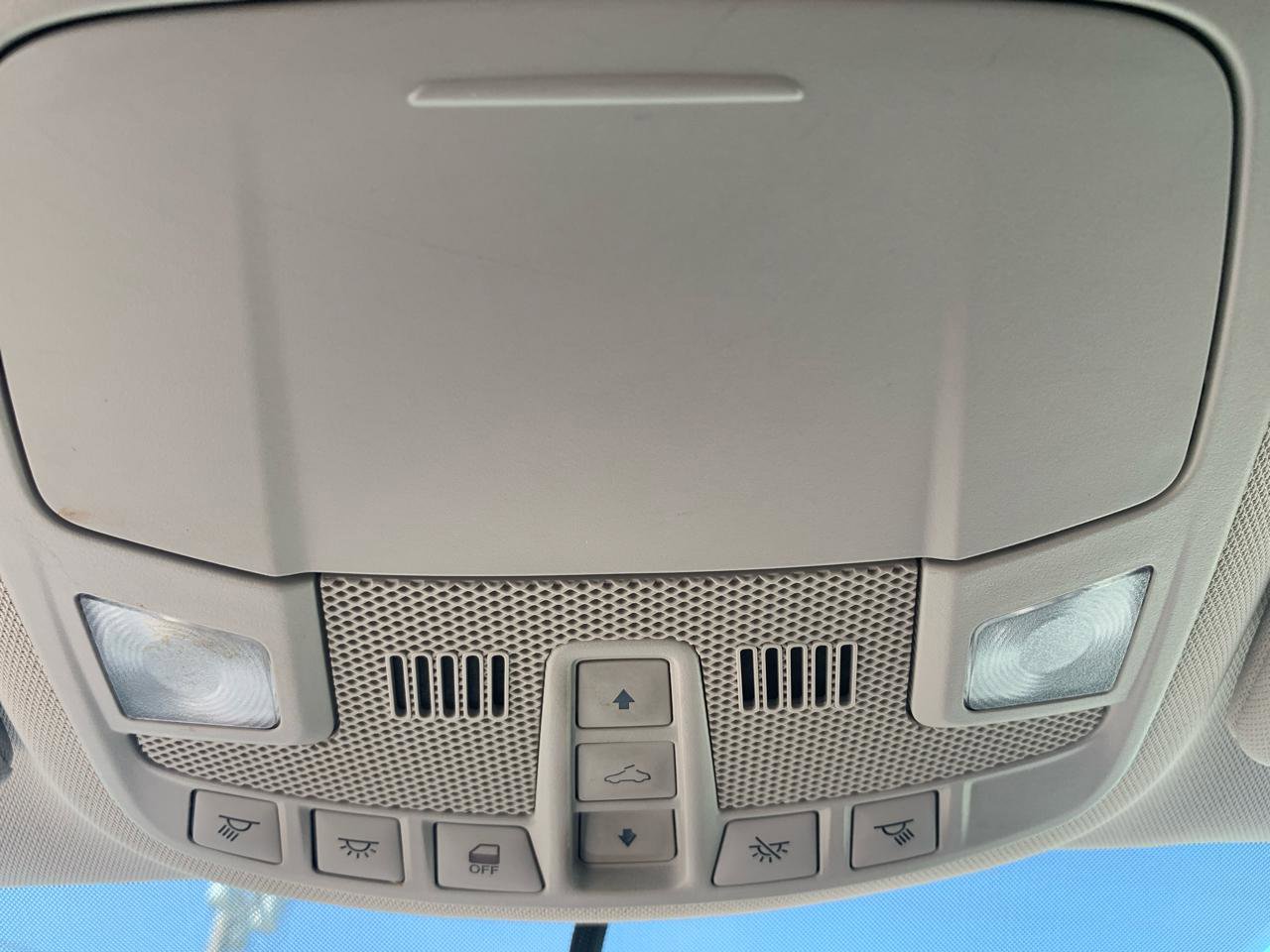 Used 2014 Ford Fusion Energi Titanium FWD image 21