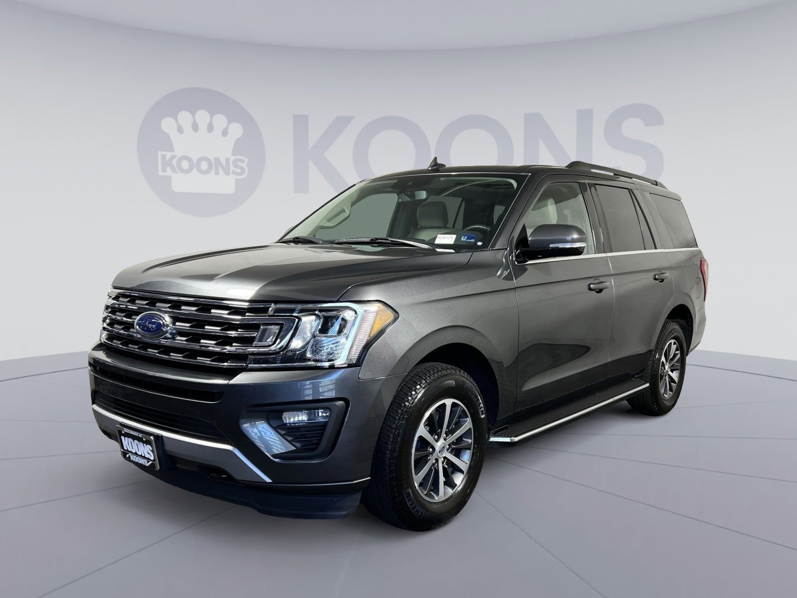 Used 2020 Ford Expedition XLT w/ Equipment Group 202A AWD/4WD image 5