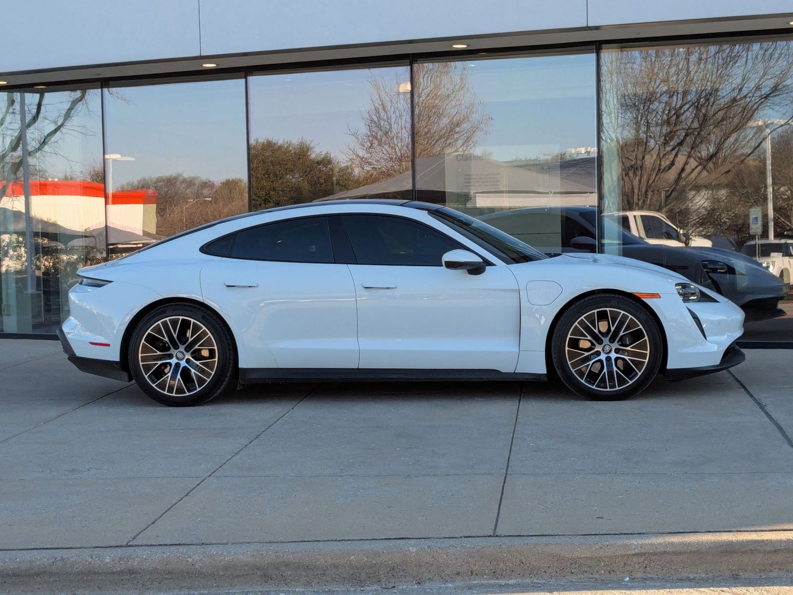 Certified 2021 Porsche Taycan image 8