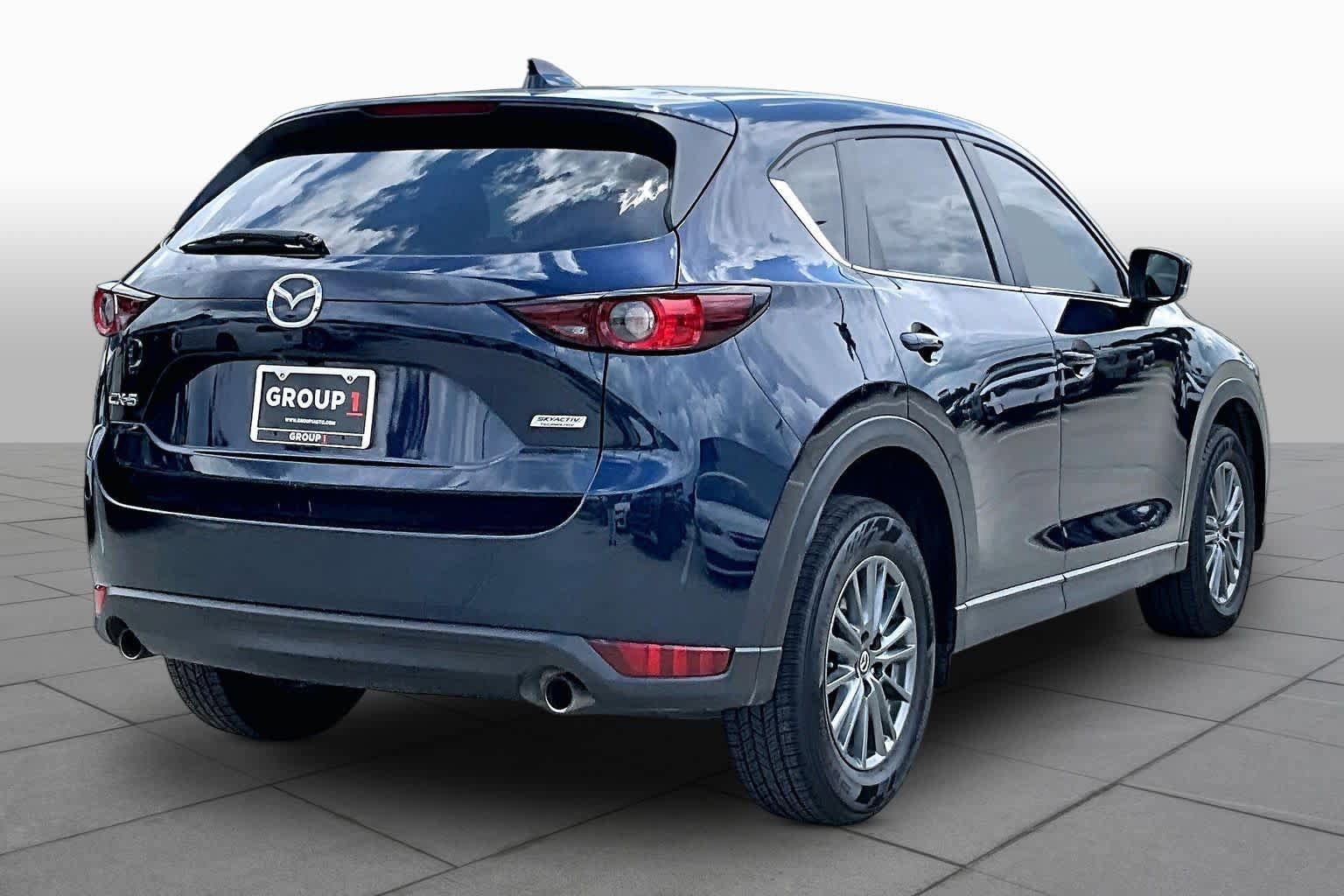Used 2017 MAZDA CX-5 Touring w/ Preferred Equipment Package FWD image 13