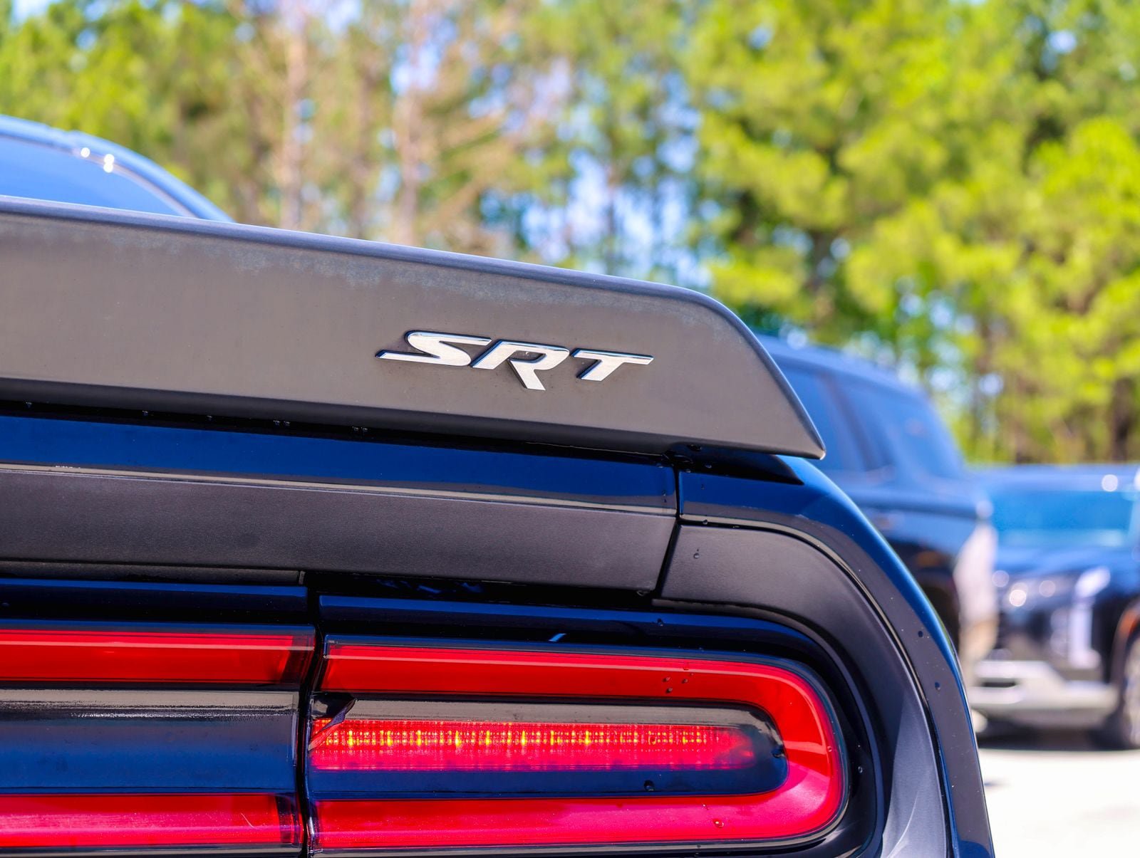 Used 2015 Dodge Challenger SRT Hellcat RWD image 10
