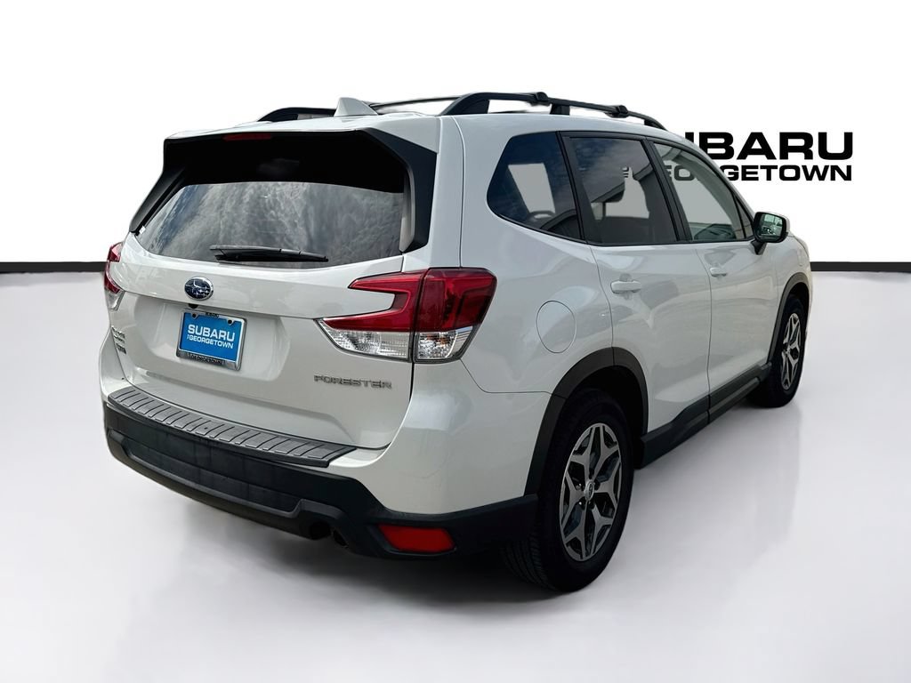 Used 2019 Subaru Forester Premium w/ All-Weather Package AWD/4WD image 7