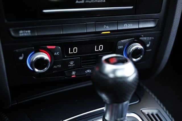 Used 2015 Audi RS 5 Coupe w/ Black Optic Plus Package AWD/4WD image 37
