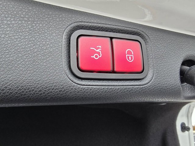 Used 2021 Mercedes-Benz E 350 4MATIC Sedan image 48