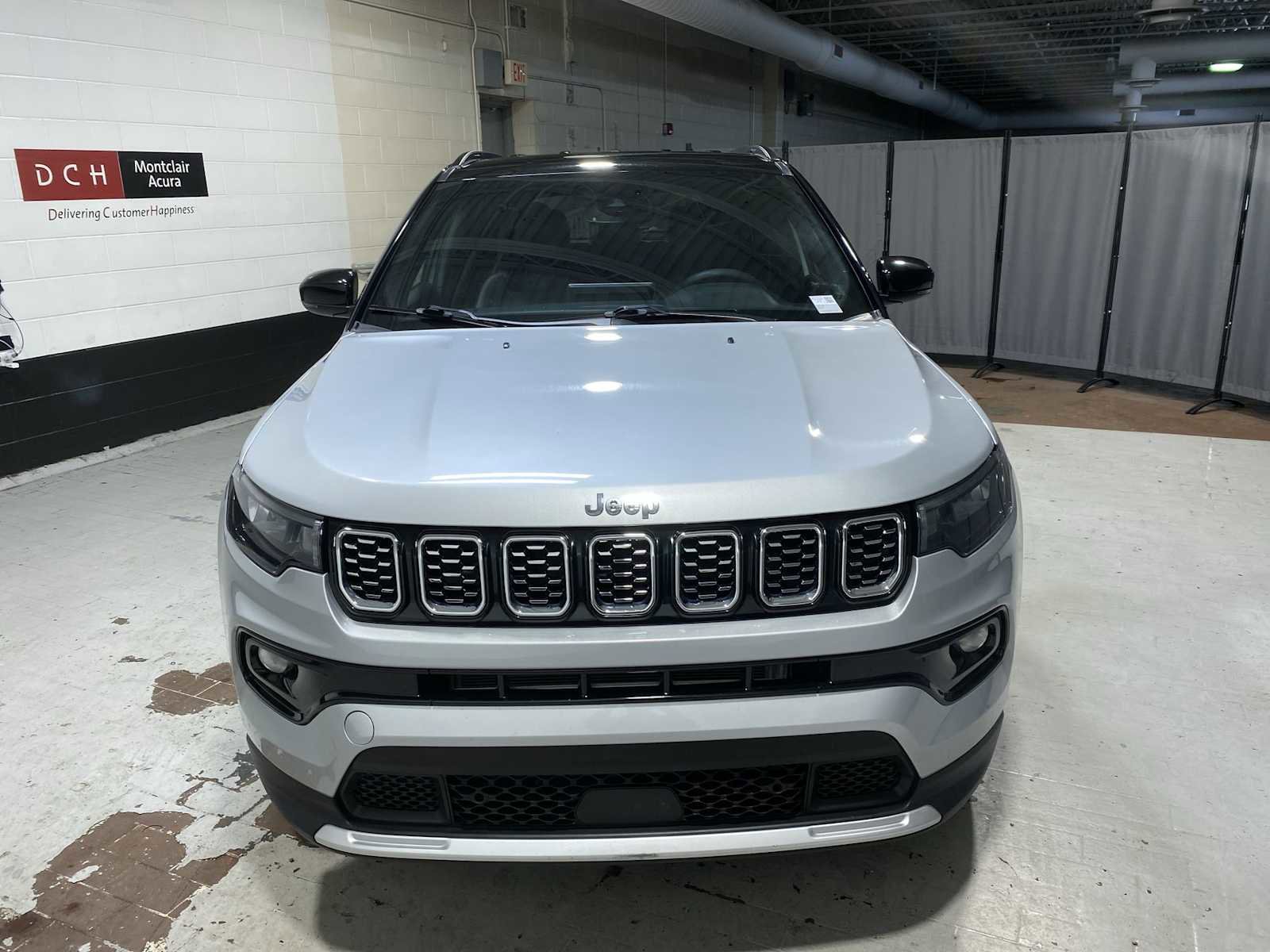 Used 2024 Jeep Compass Limited AWD/4WD image 6