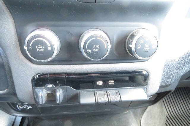 Used 2021 RAM 3500 Tradesman AWD/4WD image 18