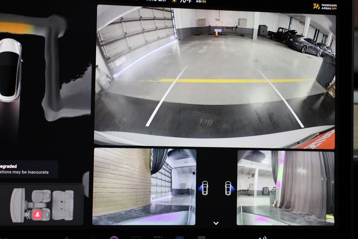 Used 2023 Tesla Model 3 Standard Range RWD image 22