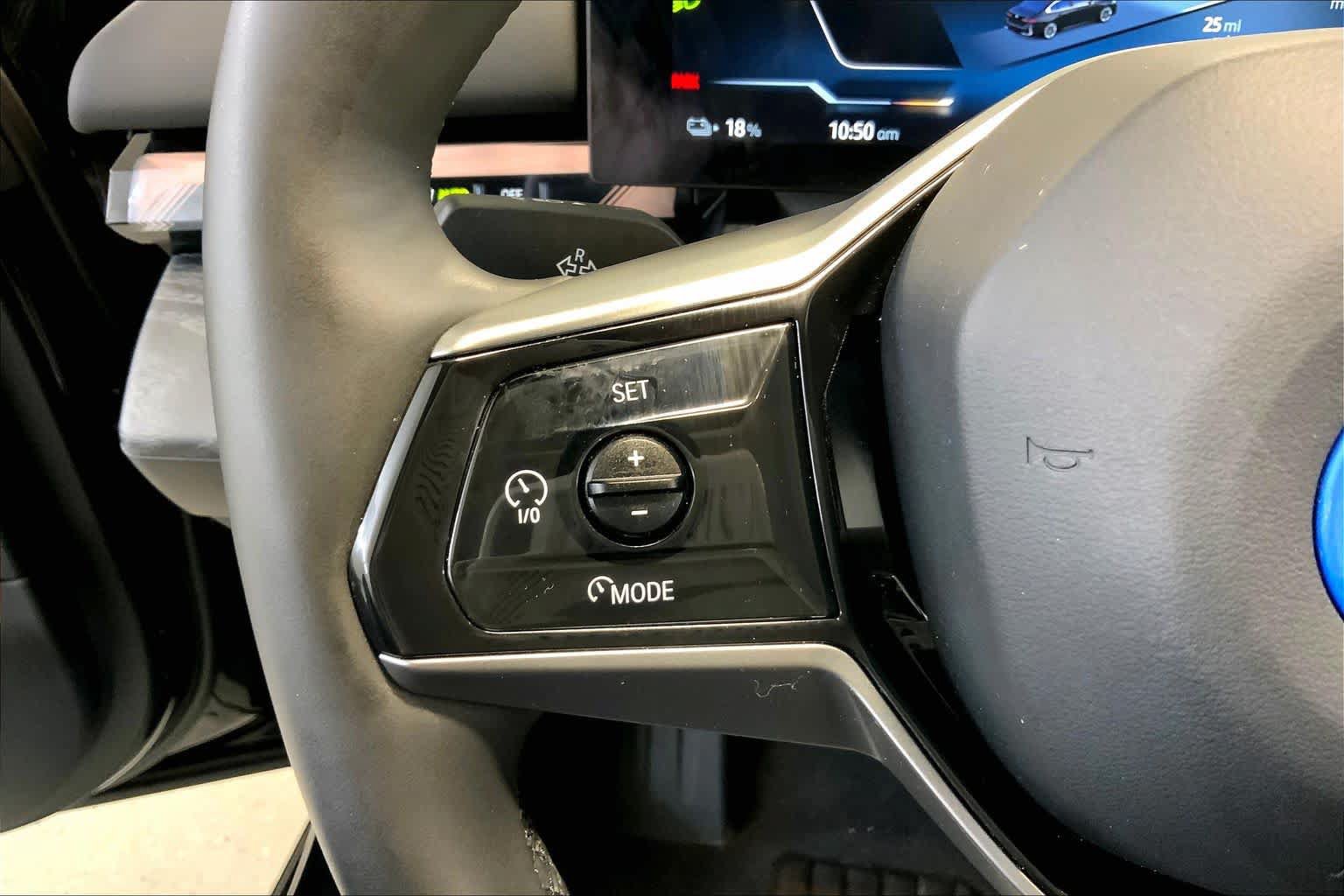 Used 2025 BMW i5 xDrive40 w/ Premium Package AWD/4WD image 23