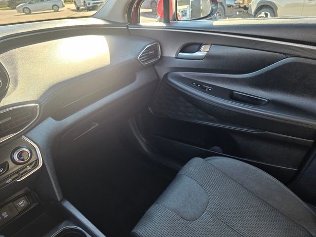 Used 2020 Hyundai Santa Fe SE image 33