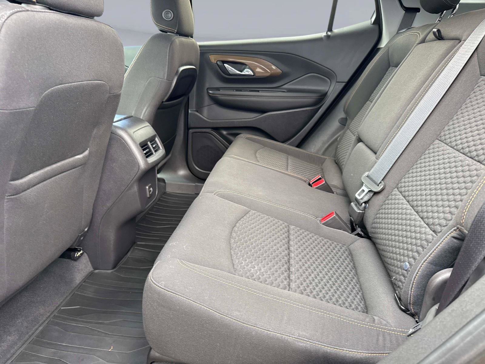 Used 2019 GMC Terrain SLE FWD image 13