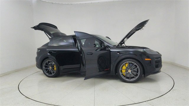 Used 2024 Porsche Cayenne Turbo GT image 74