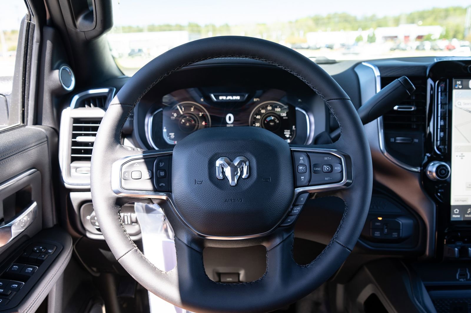 New 2026 RAM 4500 Tradesman w/ Laramie Trim Package image 27