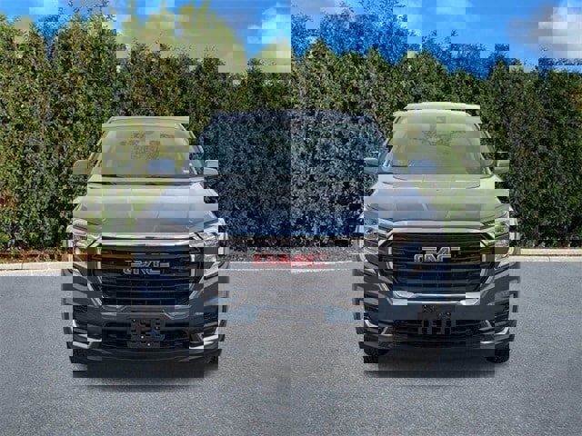 Used 2024 GMC Terrain SLE video 2