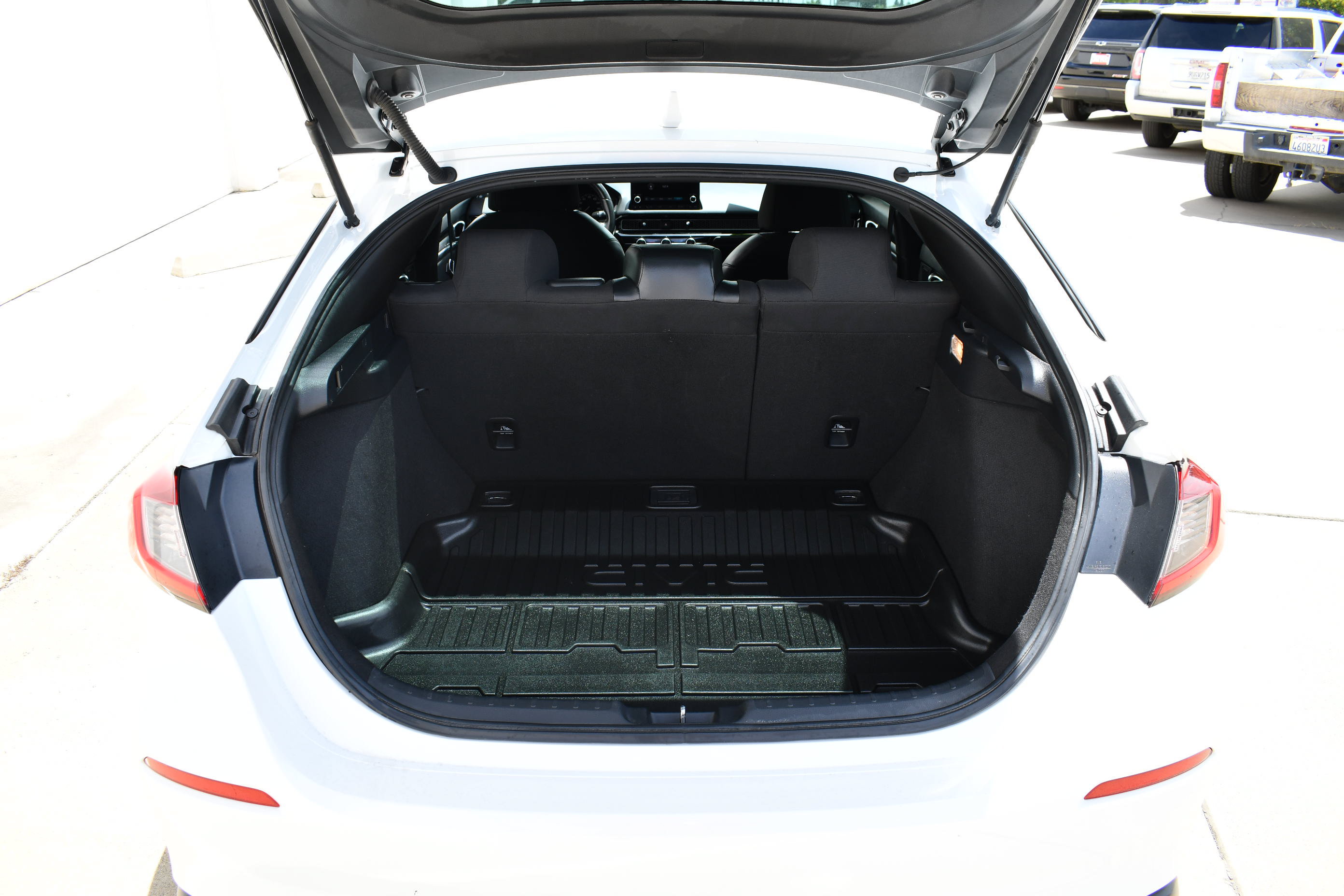 Used 2022 Honda Civic Sport image 8