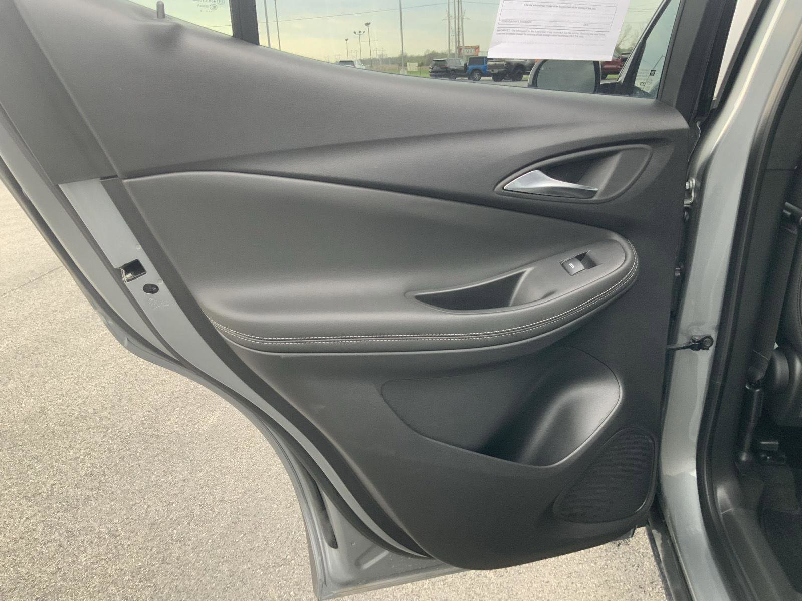 Used 2024 Buick Encore GX Preferred image 49