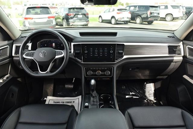 Certified 2023 Volkswagen Atlas SE w/ Panoramic Sunroof Package image 7