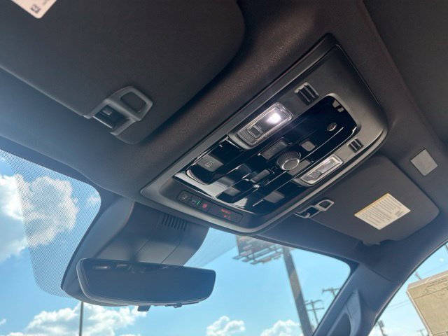 New 2026 Chevrolet Tahoe High Country w/ Sun And Tow Package AWD/4WD image 23