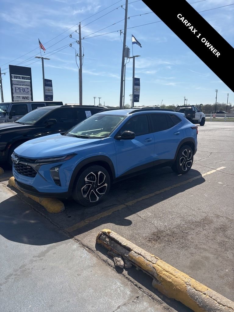 Used 2024 Chevrolet Trax RS w/ Driver Confidence Package image 4