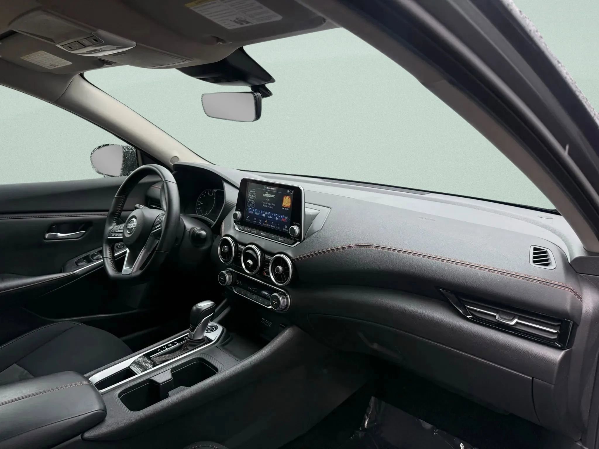 Used 2023 Nissan Sentra SR w/ Electronics Package image 13