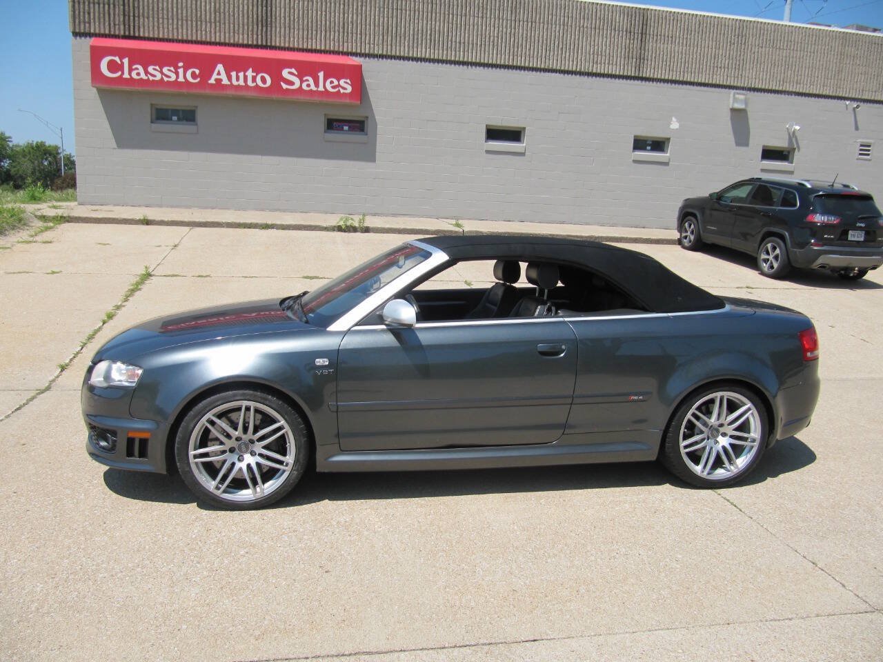 Used 2008 Audi RS 4 Cabriolet AWD/4WD image 2