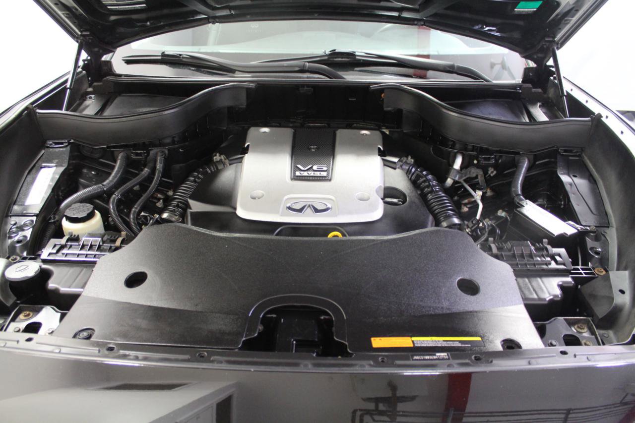 Used 2014 INFINITI QX70 AWD w/ Premium Package image 34