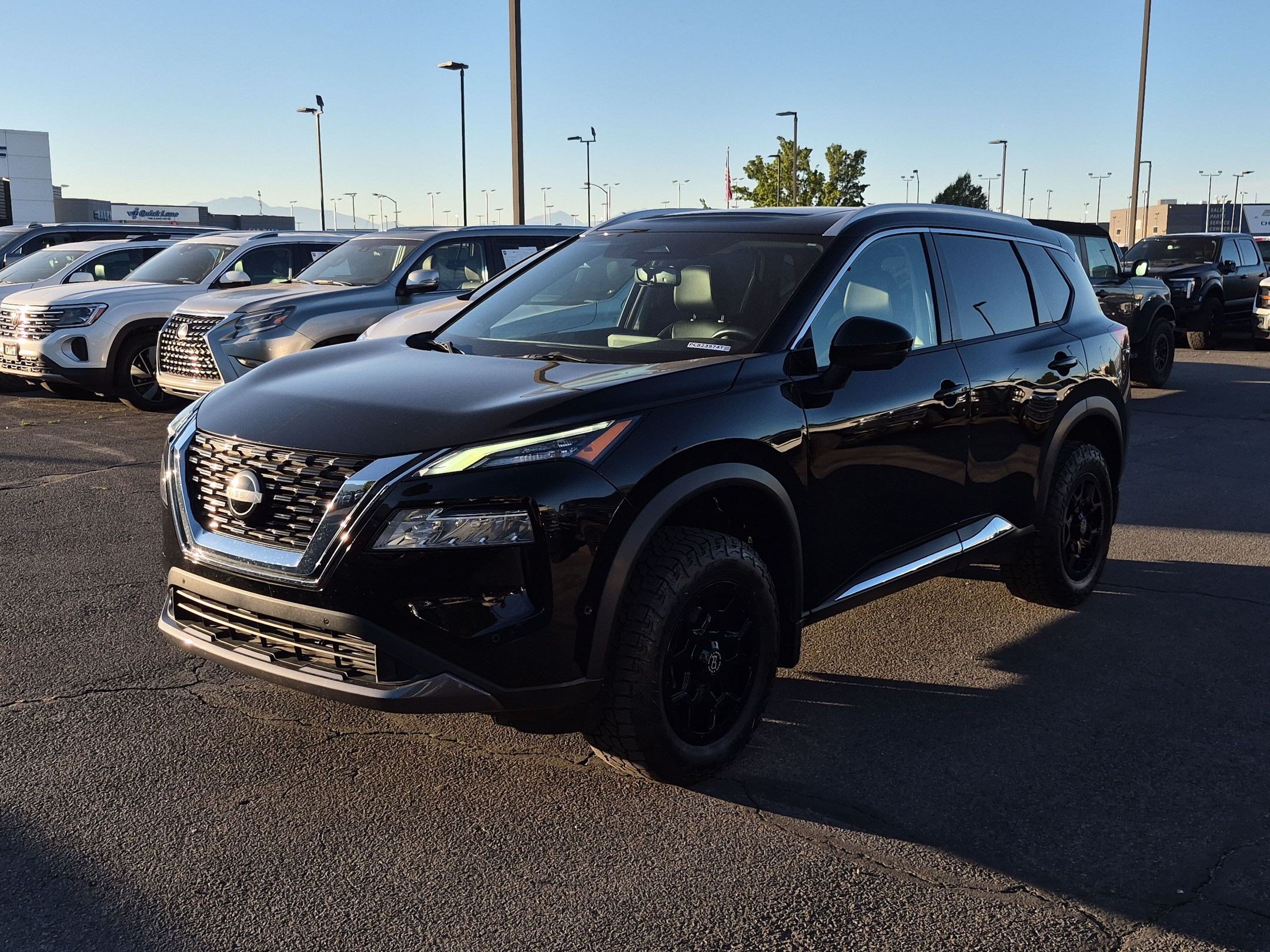 Used 2023 Nissan Rogue SL w/ SL Premium Package AWD/4WD image 11