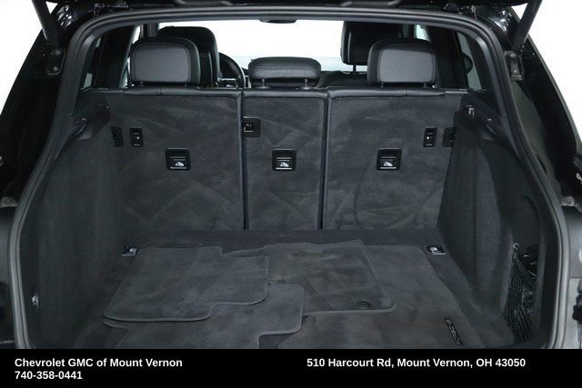 Used 2021 Porsche Macan S image 32