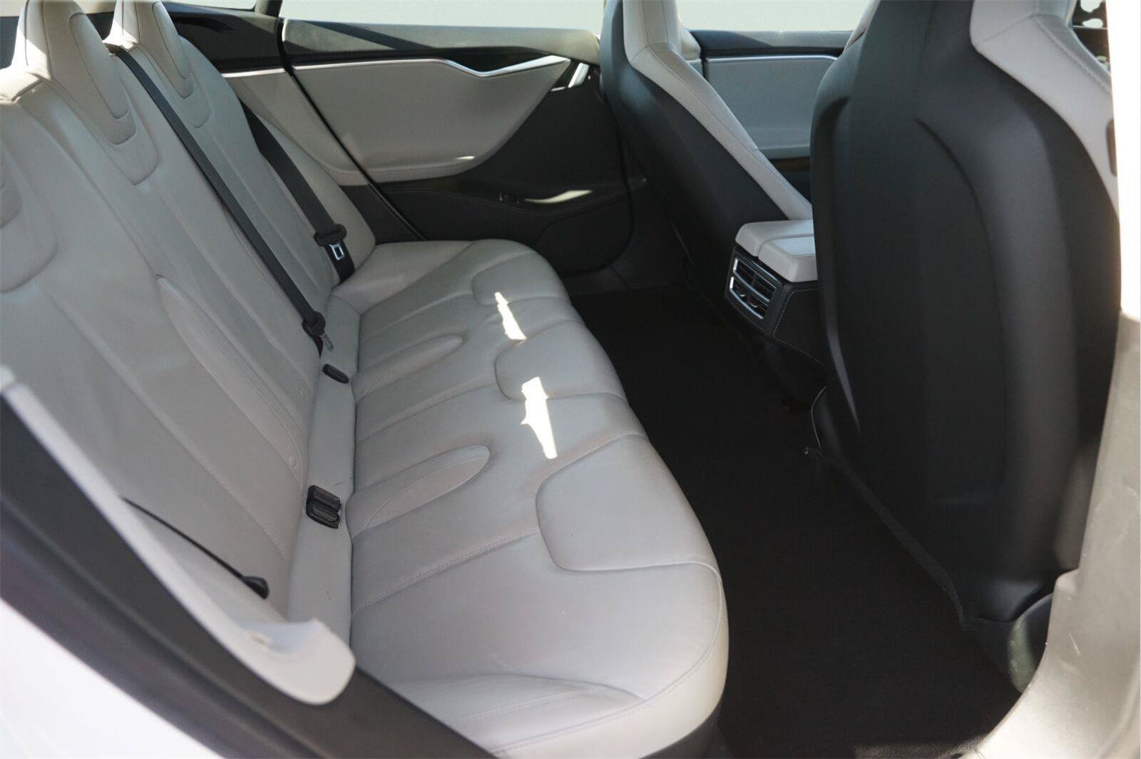 Used 2014 Tesla Model S RWD image 15