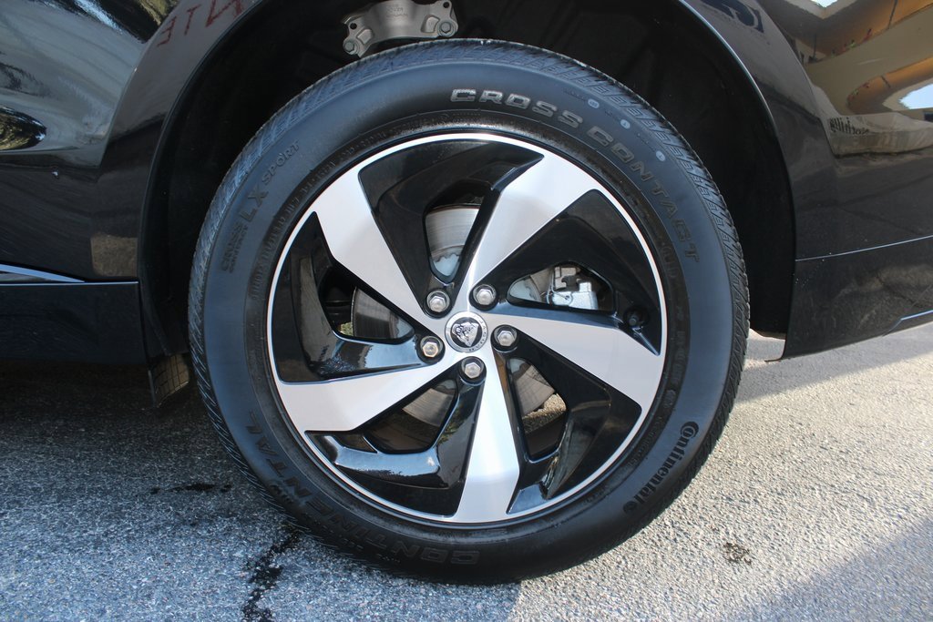 Used 2024 Jaguar F-PACE R-Dynamic S image 9