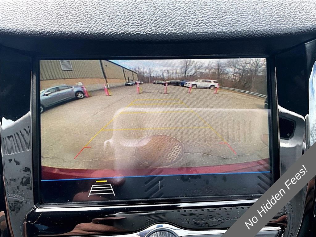 Used 2019 Chevrolet Trax LT w/ LT Convenience Package AWD/4WD image 19
