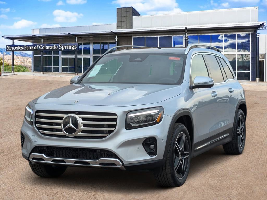 New 2026 Mercedes-Benz GLB 250 4MATIC image 3