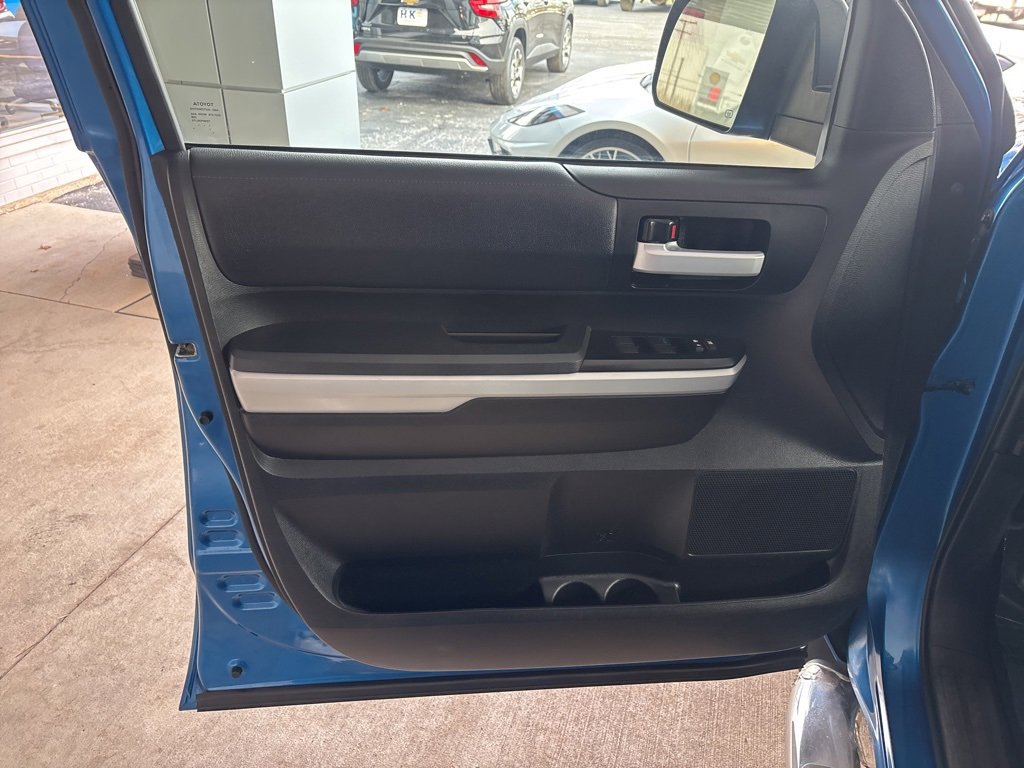 Used 2018 Toyota Tundra SR5 image 6