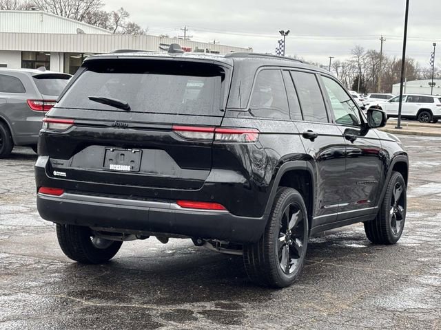 New 2026 Jeep Grand Cherokee Limited w/ Limited Altitude Package AWD/4WD image 32