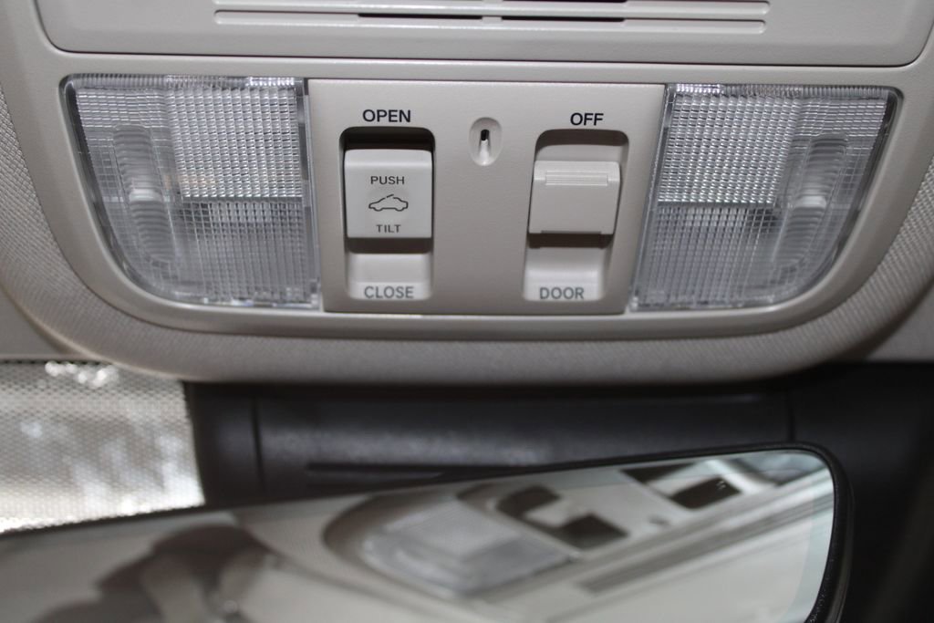 Used 2022 Honda Accord EX-L image 41