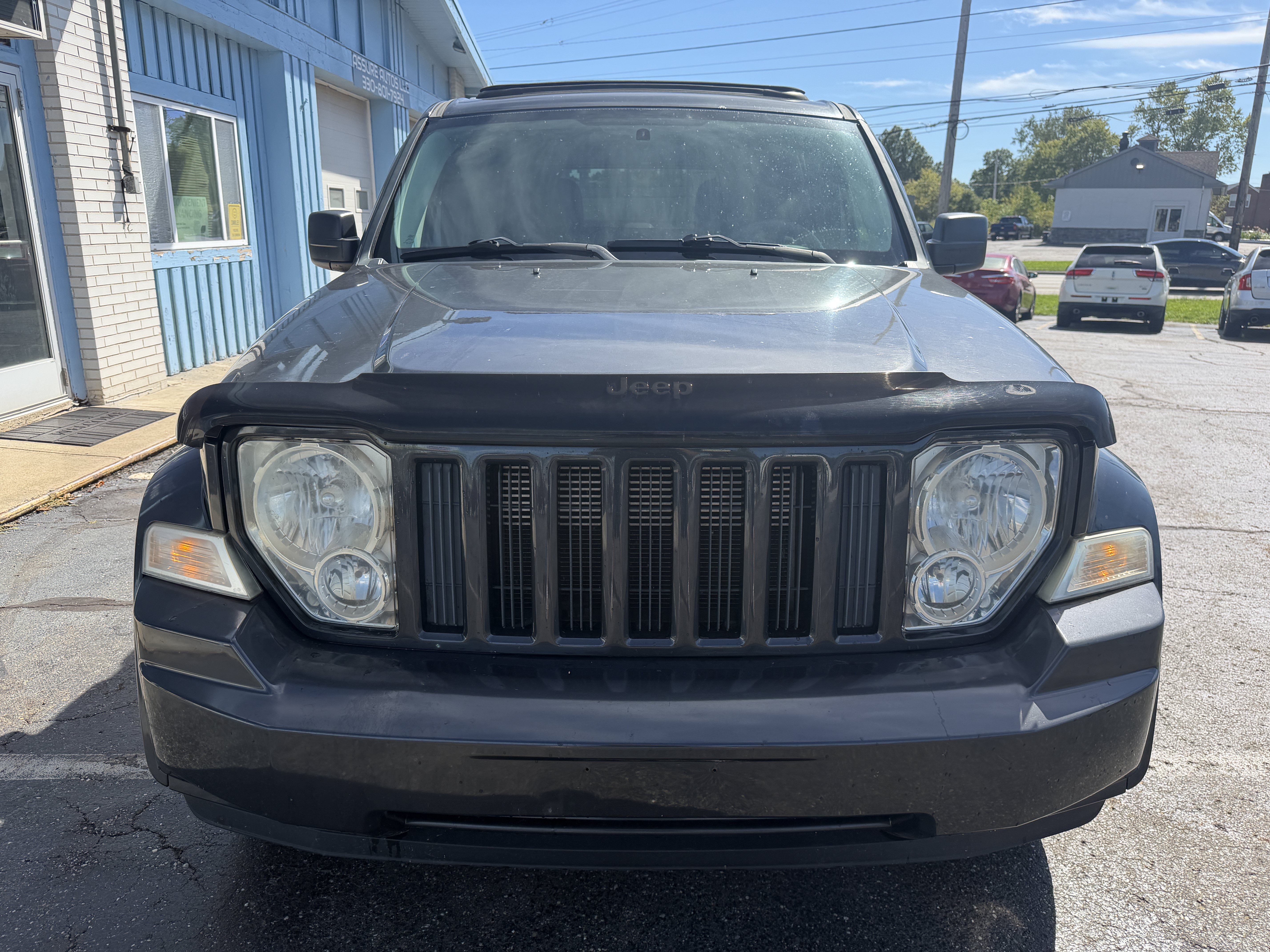 Used 2011 Jeep Liberty Sport AWD/4WD image 8