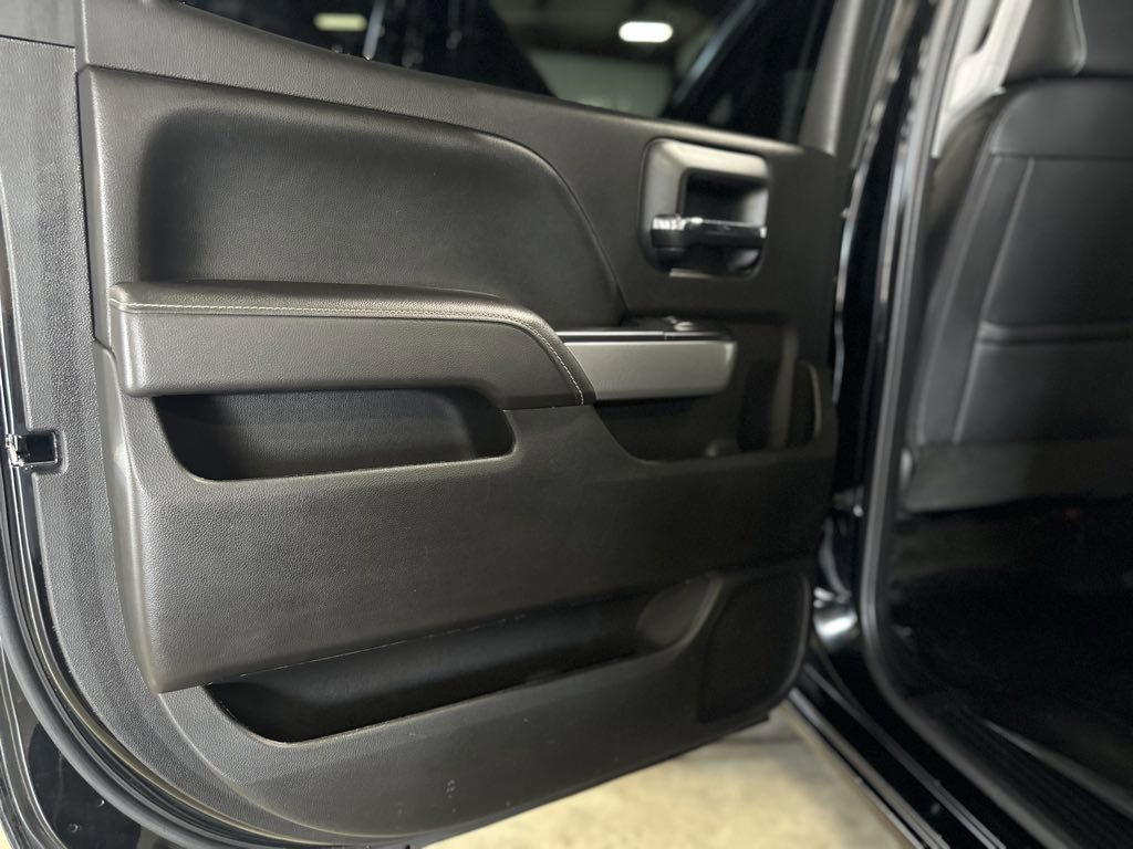 Used 2016 Chevrolet Silverado 2500 LT w/ Midnight Edition image 26