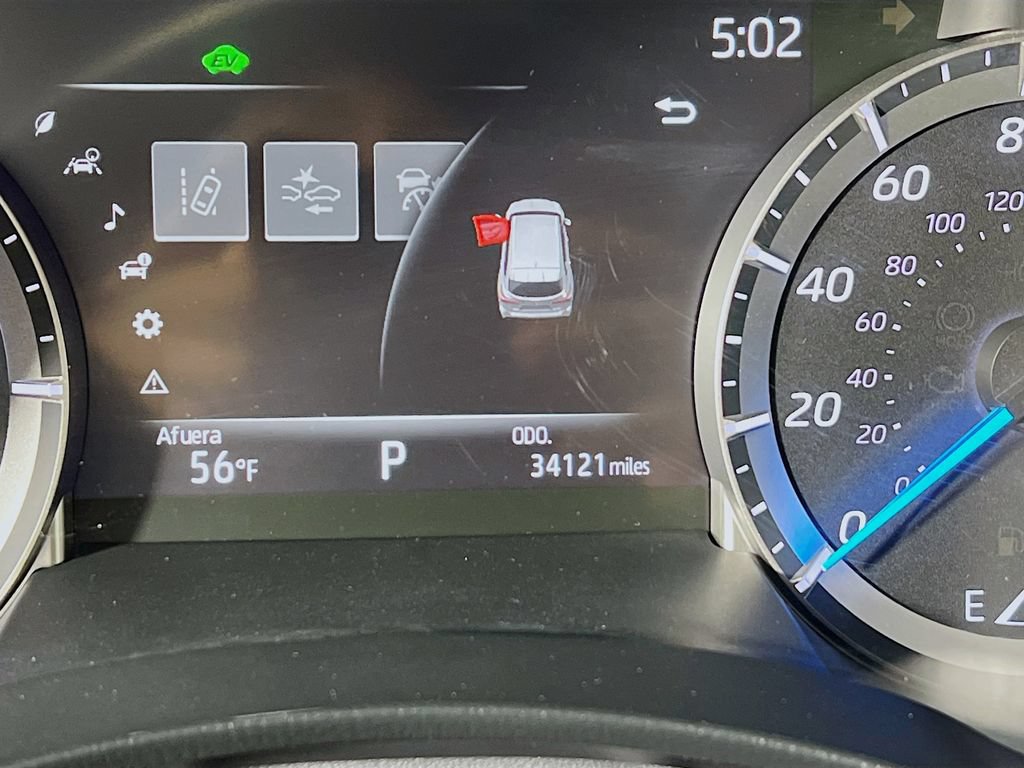 Used 2023 Toyota Highlander XLE AWD/4WD image 11