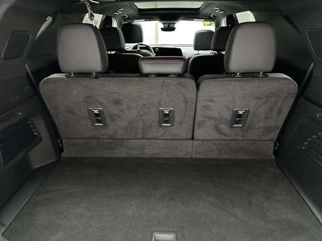Used 2024 Chevrolet Traverse RS w/ LPO, Floor Liner Package image 17